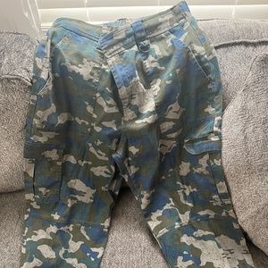 Wild Fable size L cargos